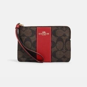 Coach  canvas with crossgrain leather trim Corner Zip wristlet NWT
